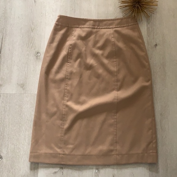 NWOT The Limited tan skirt buttons high waist classic vintage inspired sz 4 midi - Picture 11 of 11